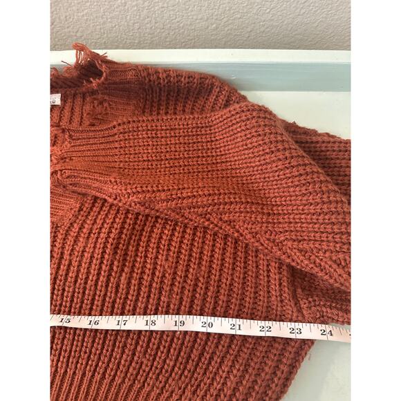 Coco + Jaimeson Burgundy Distressed Sweater - Picture 4 of 5